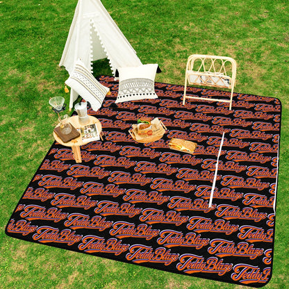 Signature Zip Up Picnic Mat | The B’Way Collection