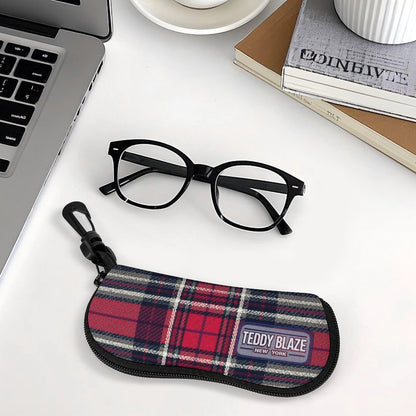 Attachable Eyeglass Case